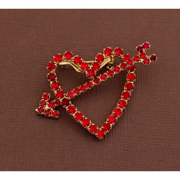 Vintage Red Rhinestone Lovestruck Heart Brooch - U19 - Picture 1 of 2